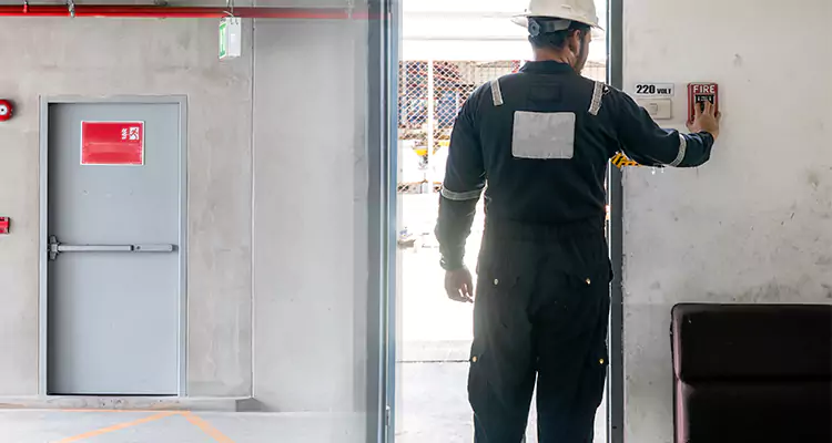 Emergency Fire Exit Door Repair in Northdale, FL