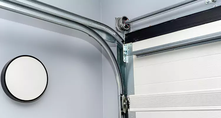 Garage Door Cable Repair Cost in Northdale, FL