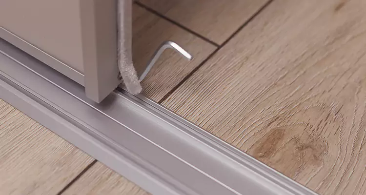 Squeaky Sliding Door Repair in Northdale, FL